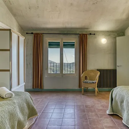 Holiday home La Rectoria De Castellar La Vall de Bianya